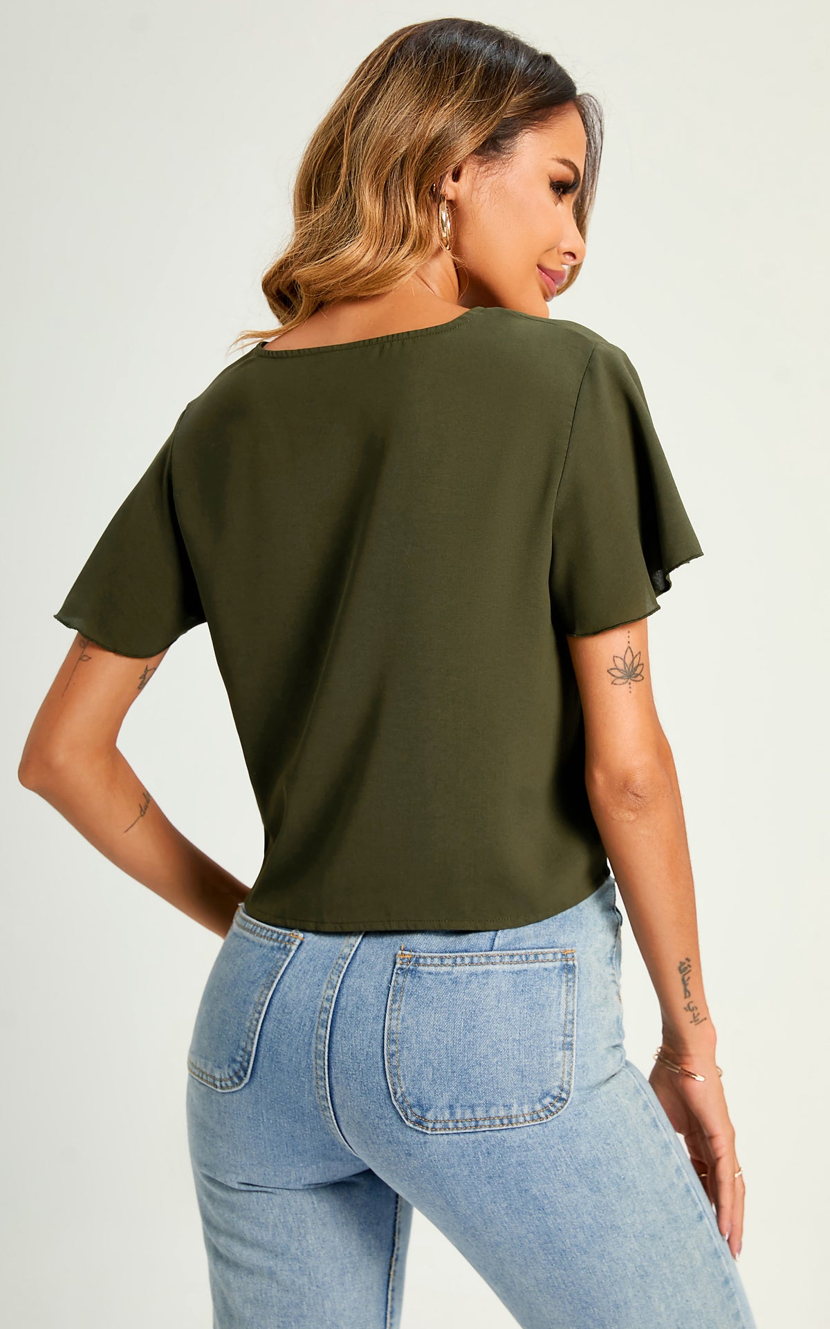 Cute Tie Knot Front Buttoned Crop T Shirt Top In Olive Green