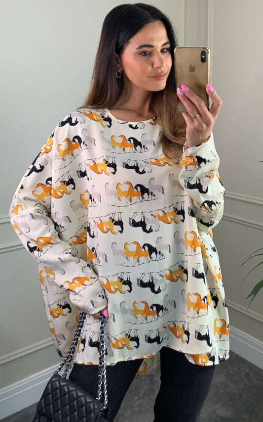 Animal printed kaftan top in multicolour