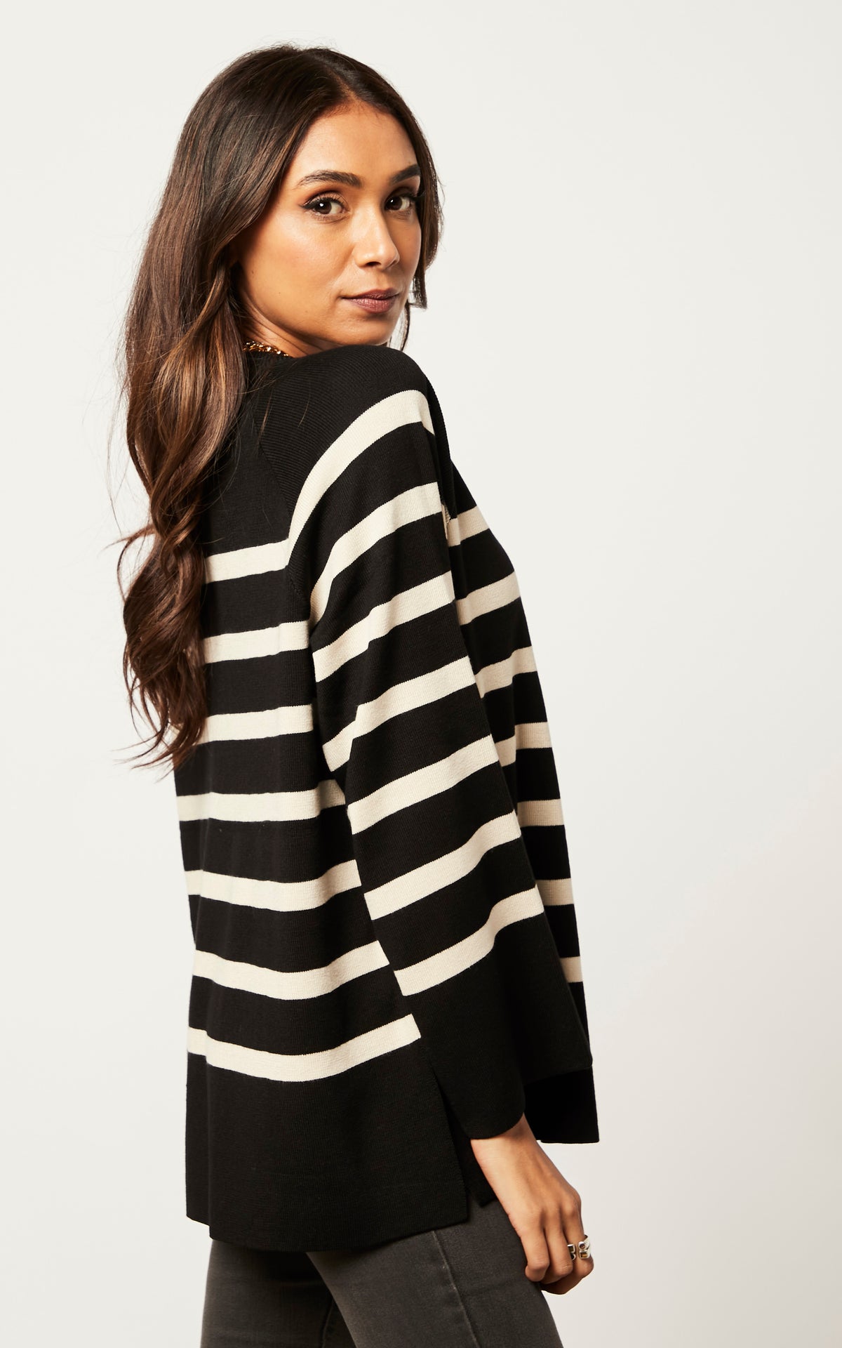 Long Sleeve Striped Jumper in Black and White