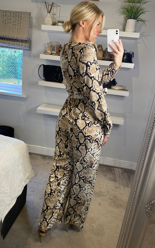 Python snakeskin print v-neck long sleeves jumpsuit