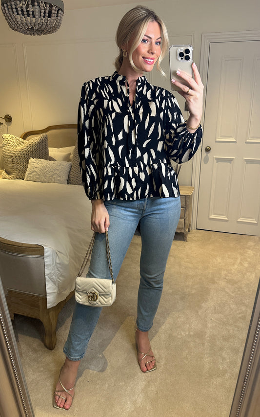 Long sleeves abstract print stand up collar top with tie bow