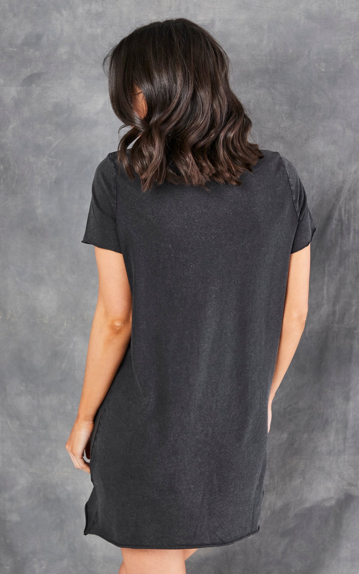 Short Sleeve Lotus T-Shirt Dress in Black