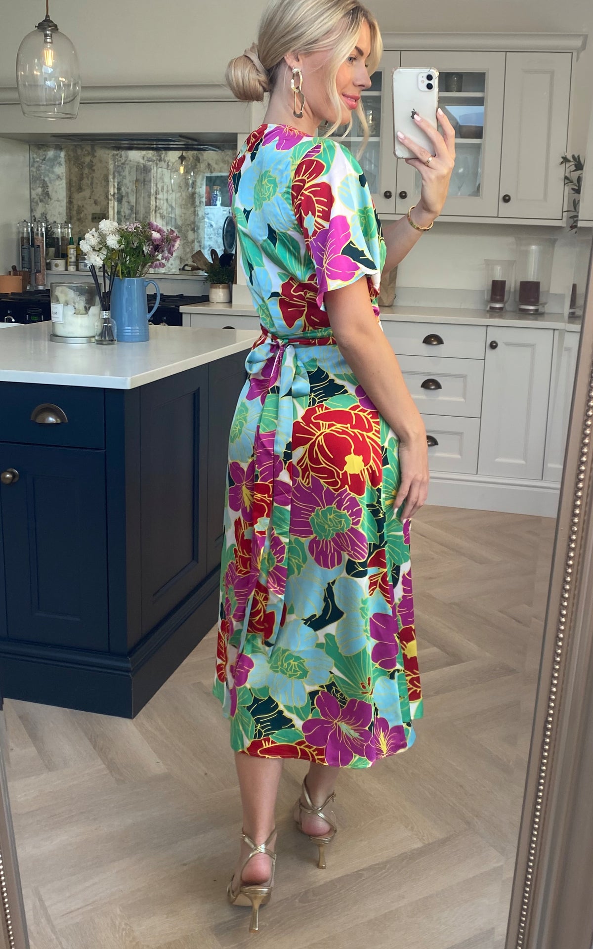 Floral print wrap dress in multicolour