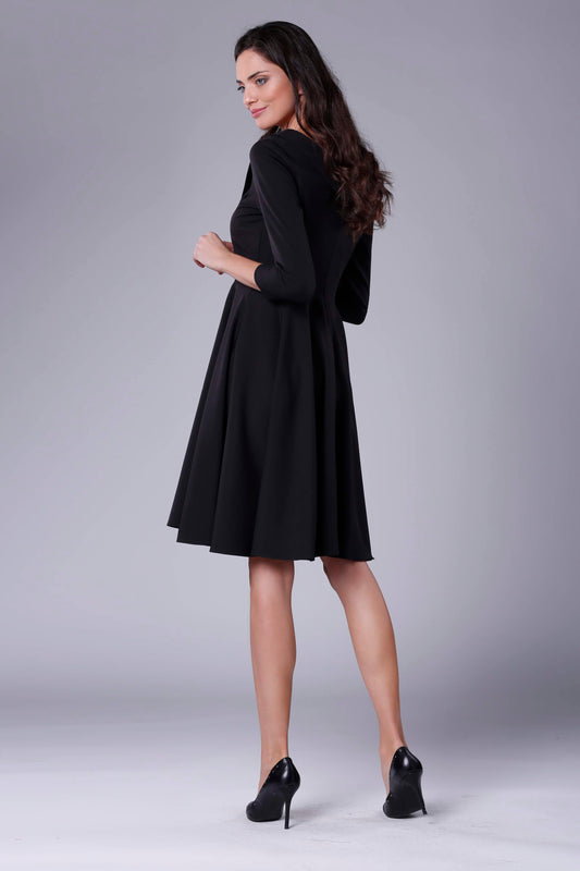 Black 3/4 Sleeves Flared Dress