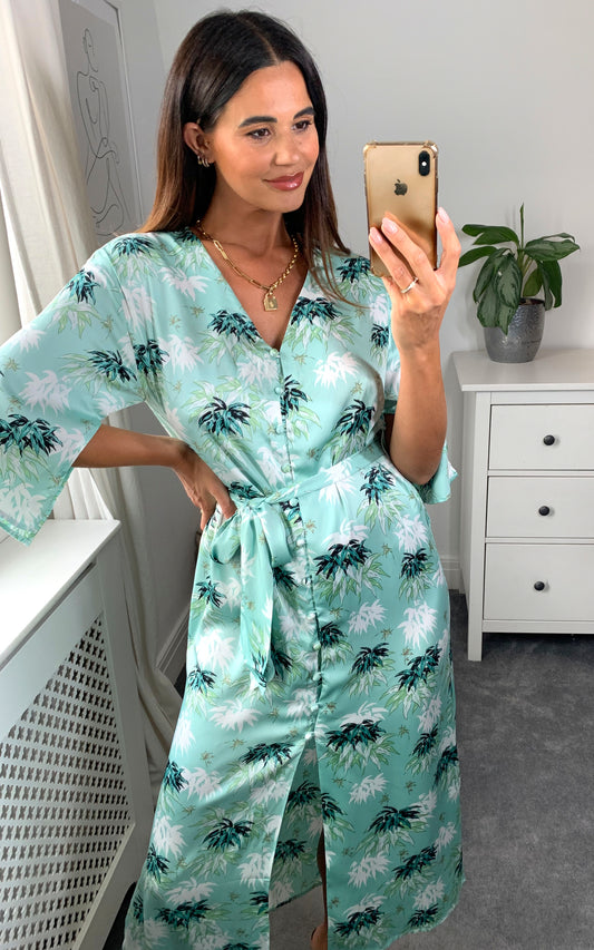 Leaf print long sleeves midi dress with button down and belt fastening in mint green