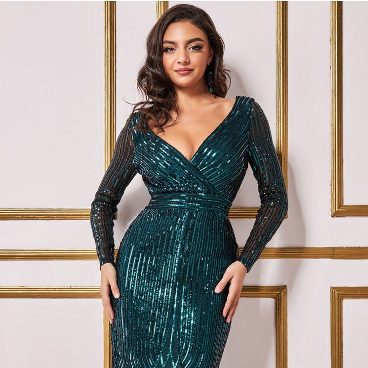 Sequins can be worn for any occasion! Take your sequin dress beyond the  holiday season with these tips on How to… | Sequin dress outfit, Sequin  outfit, Sequin dress