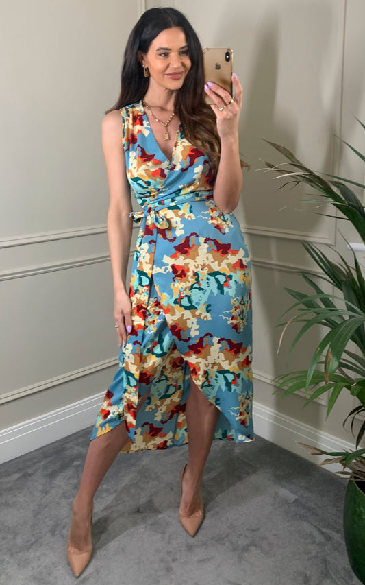 Sleeveless wrap dress in multicolour abstract print
