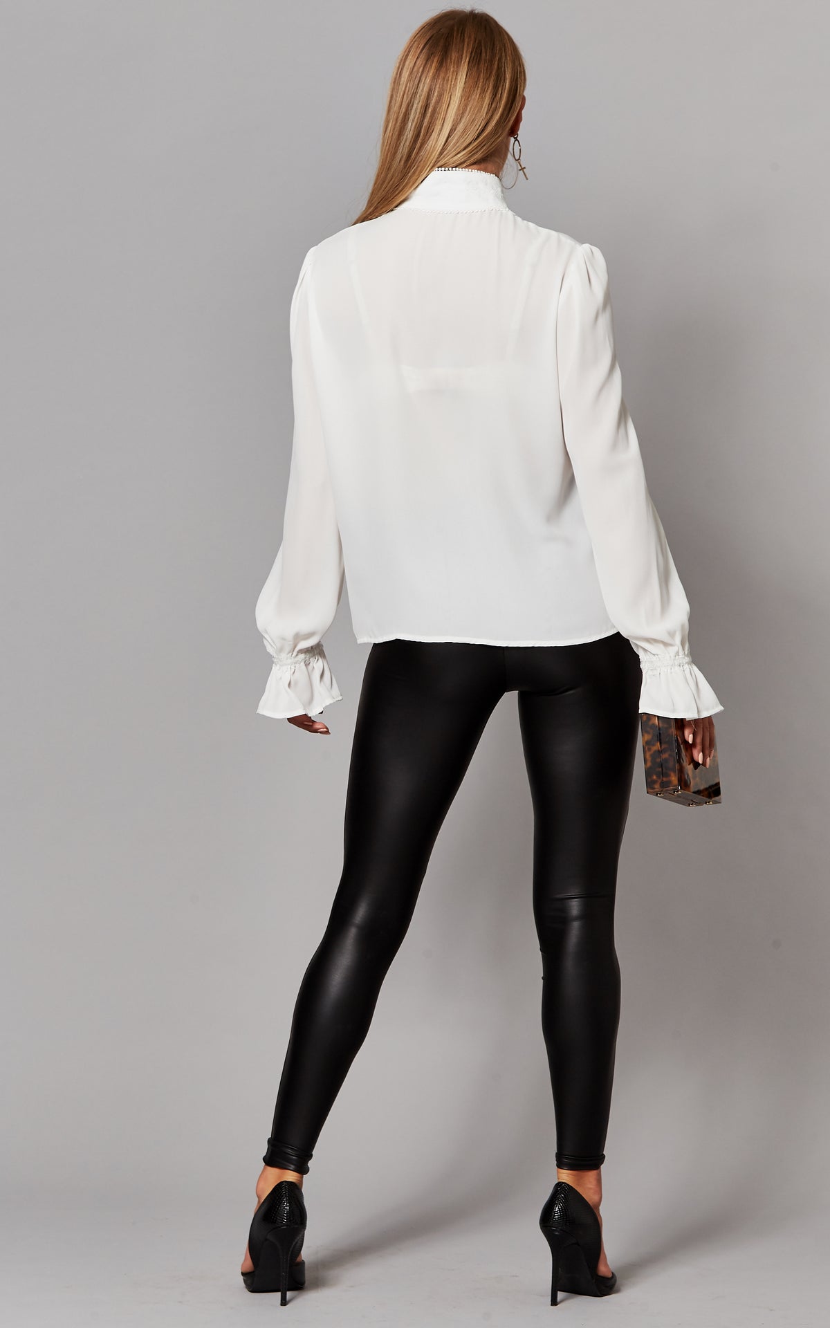 Leather Look Leggings in Black