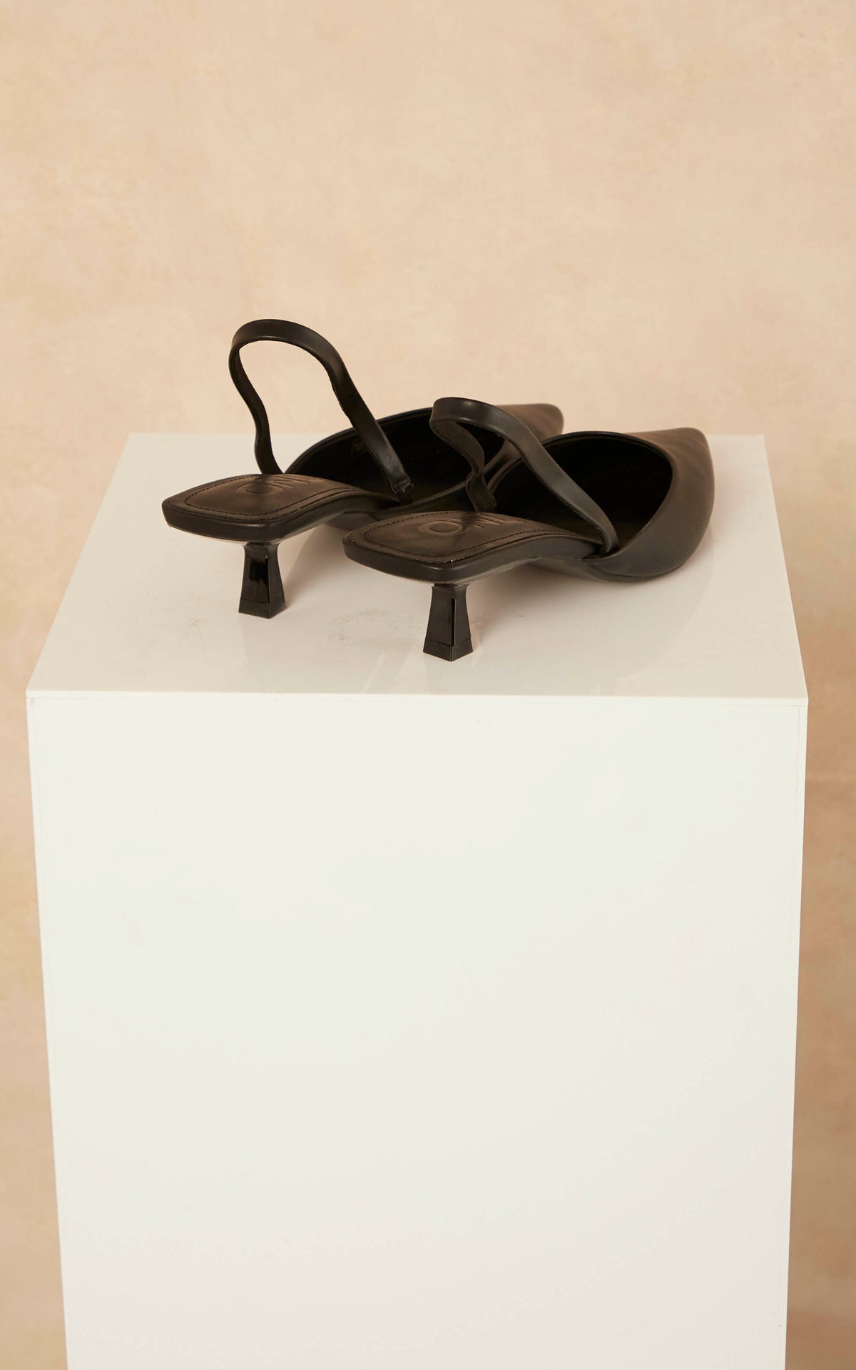 Sling Back Court Shoe in Black