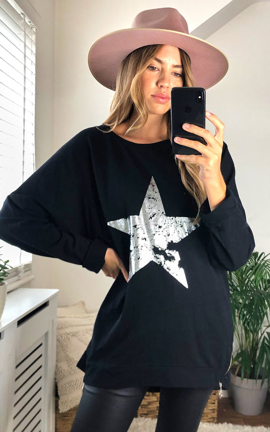 Silver Star Vintage Wash Sweatshirt in Black