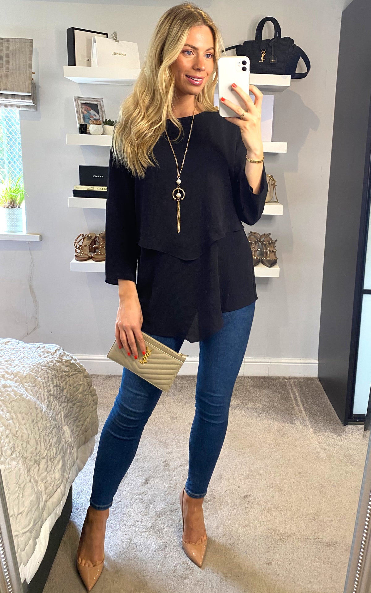 3/4 Sleeve Relaxed Layered Top with Necklace In Black