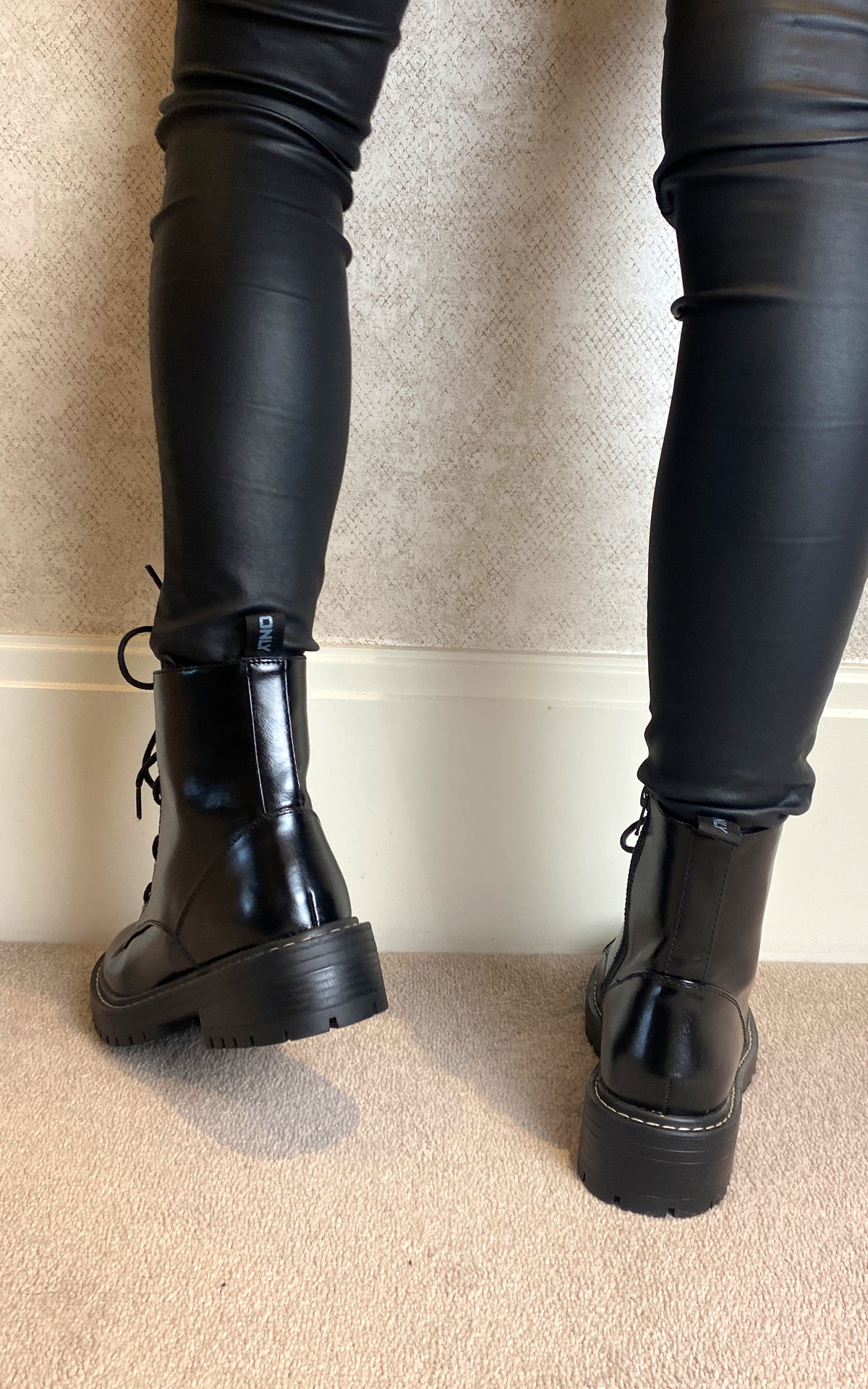 Combat Boot in Black PU