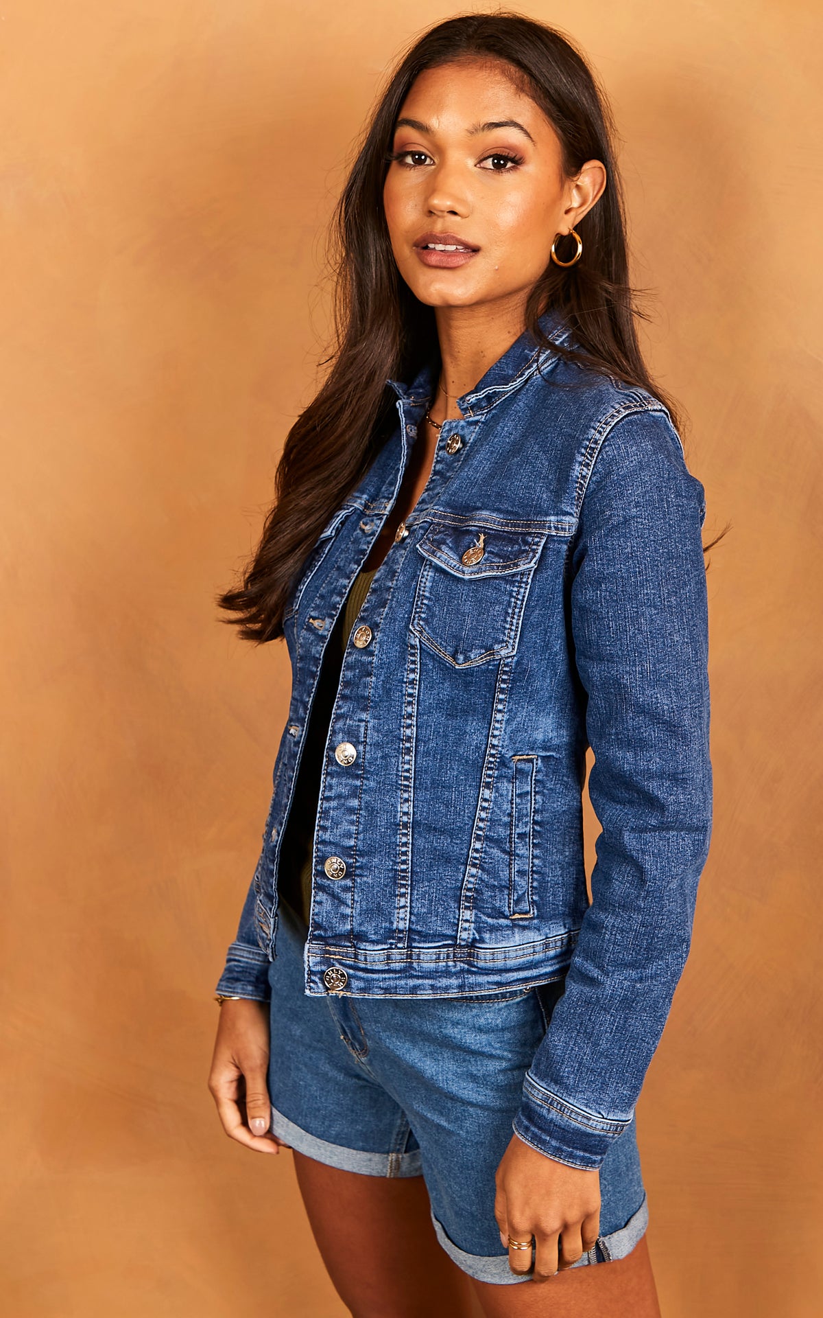 Denim Jacket in Medium Blue