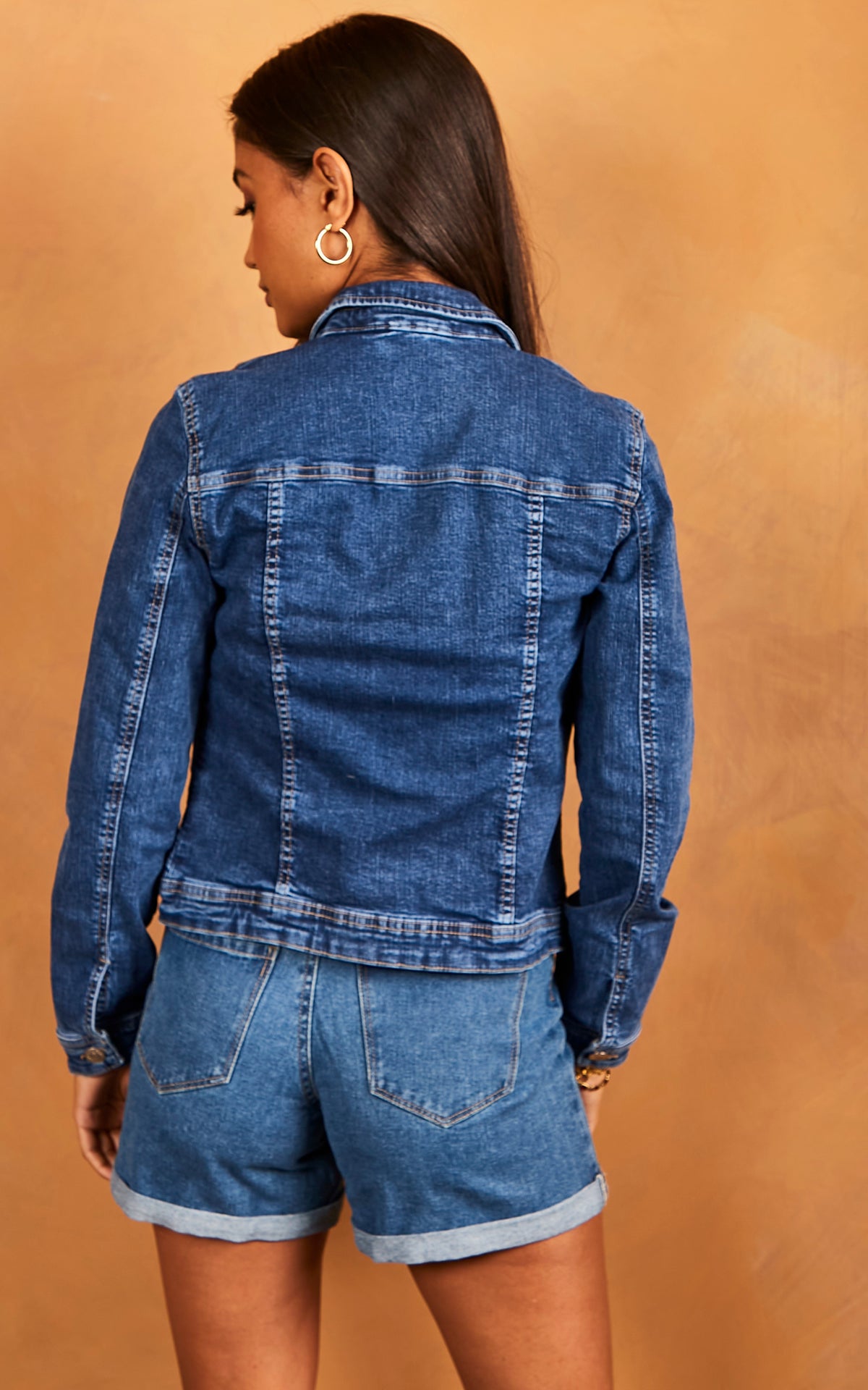 Denim Jacket in Medium Blue