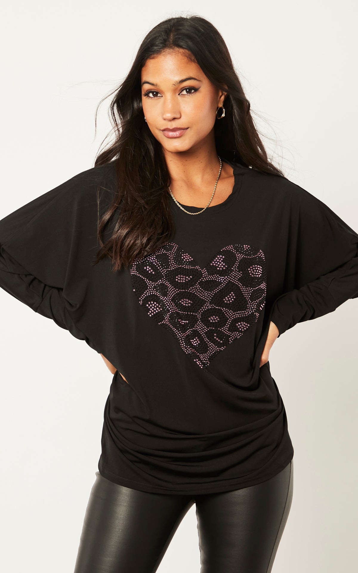 SUNNIVA – Animal Heart Oversized Batwing Black Top