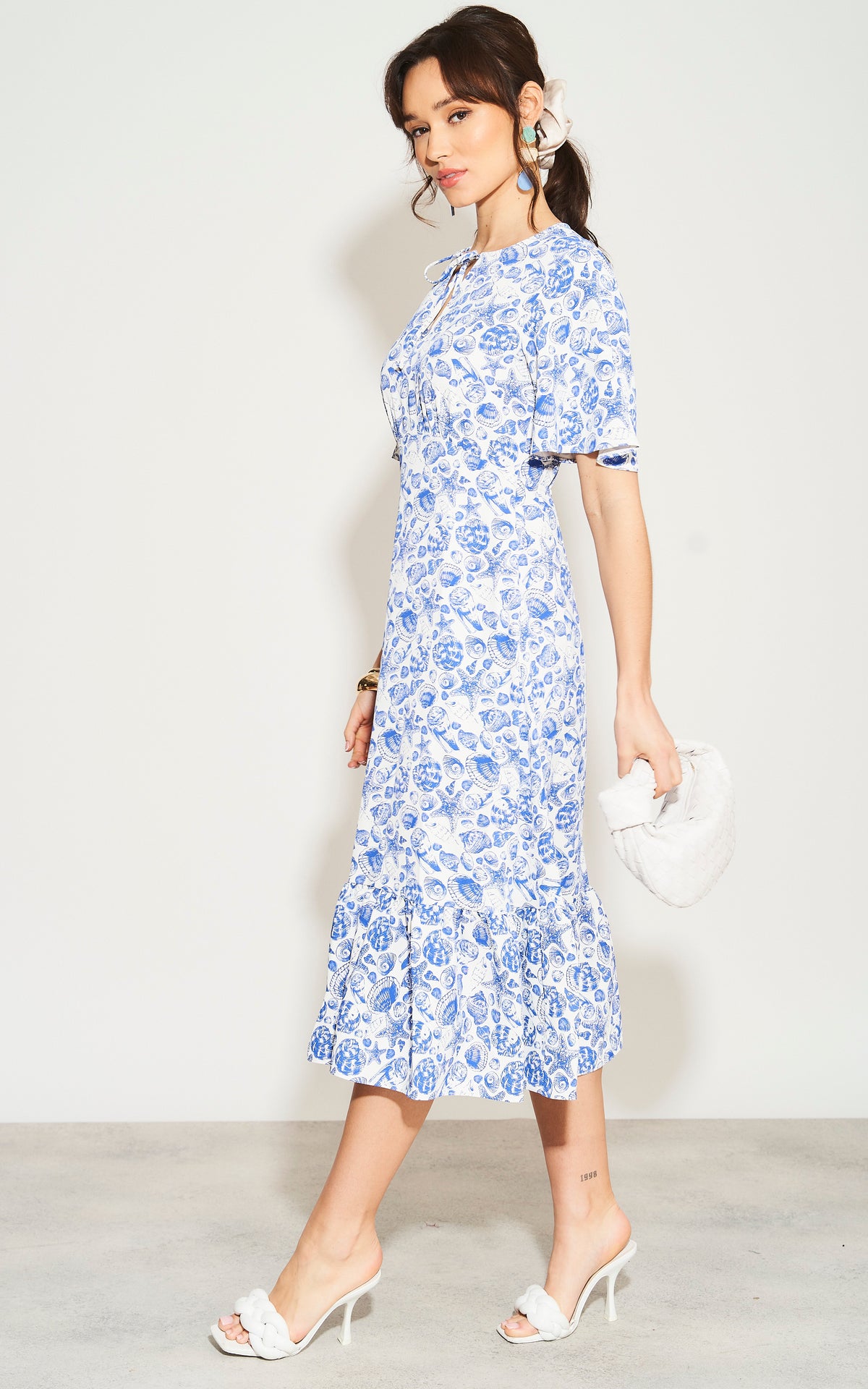Short Sleeve Tie Neck Printed Midi Dress In Blue Print