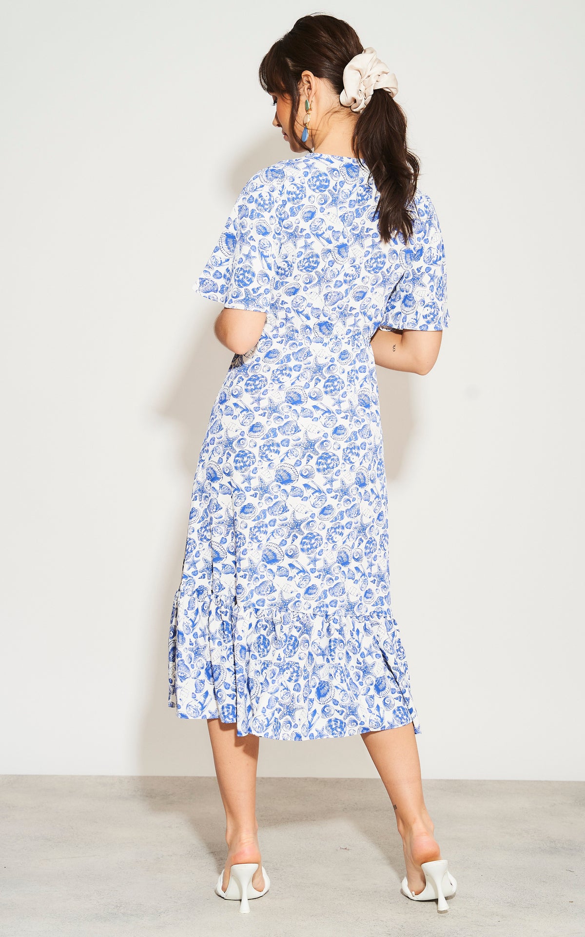 Short Sleeve Tie Neck Printed Midi Dress In Blue Print