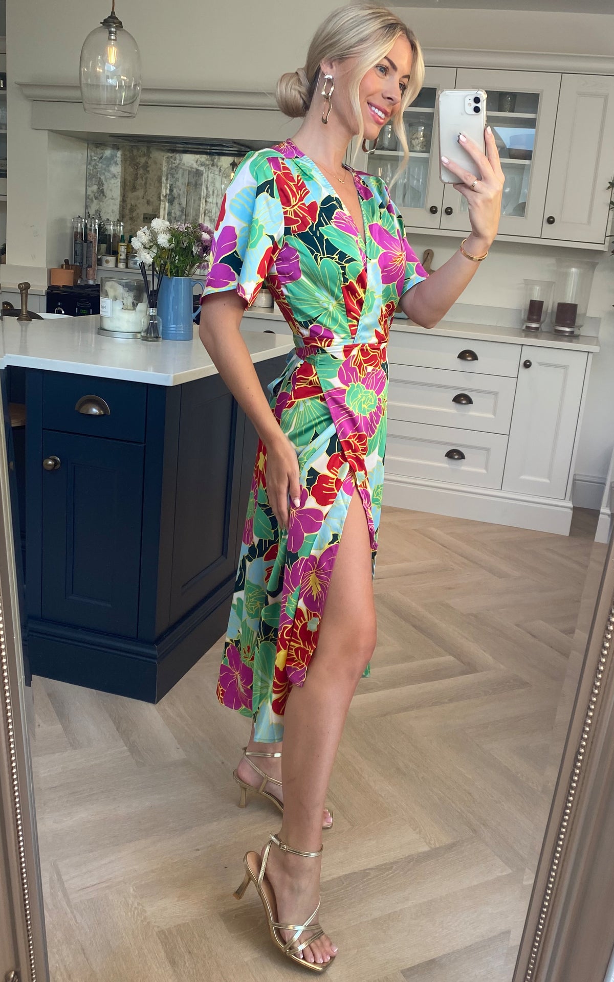 Floral print wrap dress in multicolour