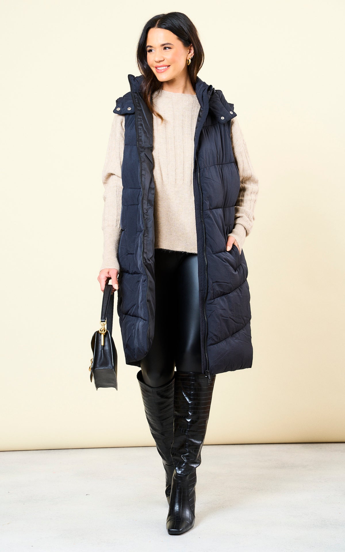 Hooded Puffer Gilet in Black