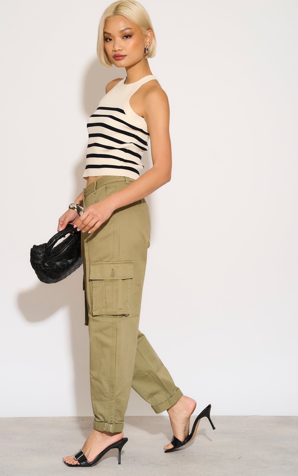 Cargo Trousers in Khaki