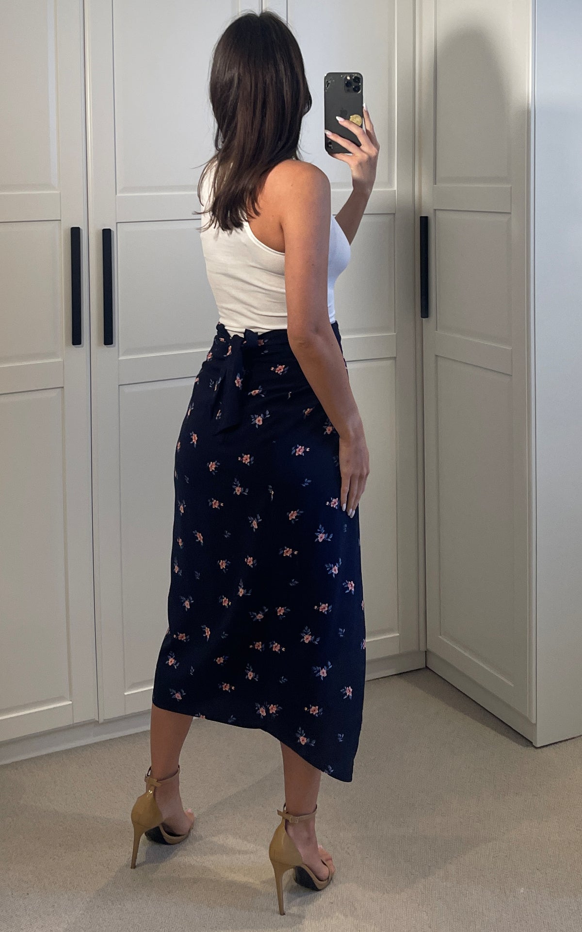 Midi floral in blue skirt