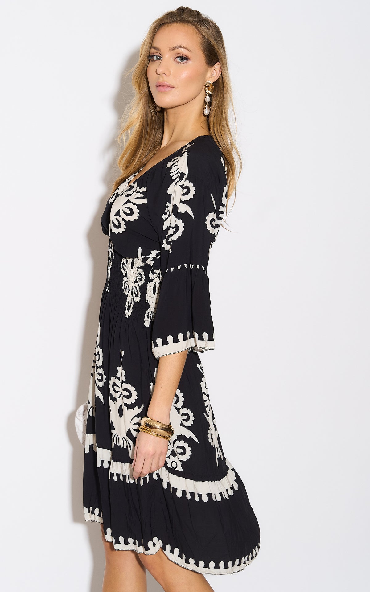 Oversized Wide Sleeves V Neck Printed Knee Length Dress in Black