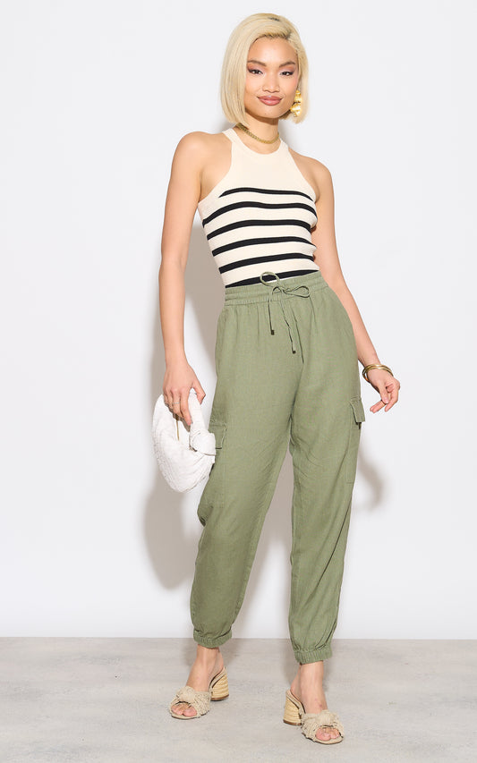 Linen Cargo Trousers in Khaki