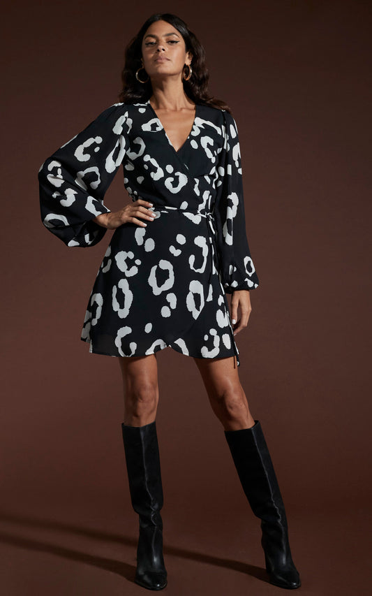 Ginger Mini Wrap Dress In Oversized Mono Leopard